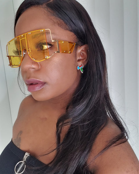 Oversized-Shades-yellow