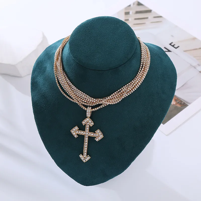 SUNDAY AFFAIR - Diamond Cross Choker